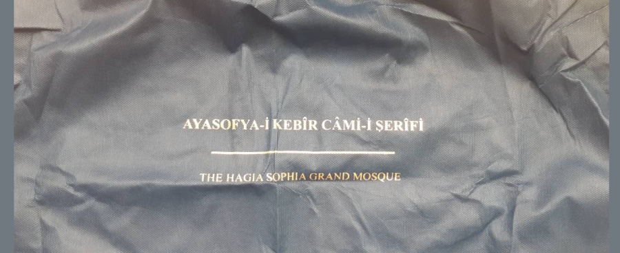 Ayasofya Kıyafeti